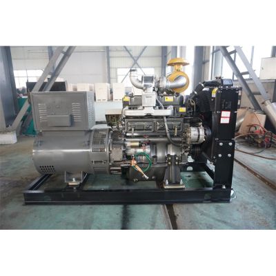 50kw濰柴裕興柴油發電機組-濰柴裕興4缸柴油機R4105ZD柴油發電機組,缸徑/行程：105/125mm,柴油發電機組水冷發動機功率62KW,柴油發電機組配套馬拉松斯坦福發電機。廠價直銷歡迎選購：13773399855。
